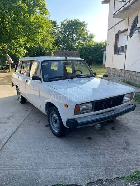 Lada 2104 