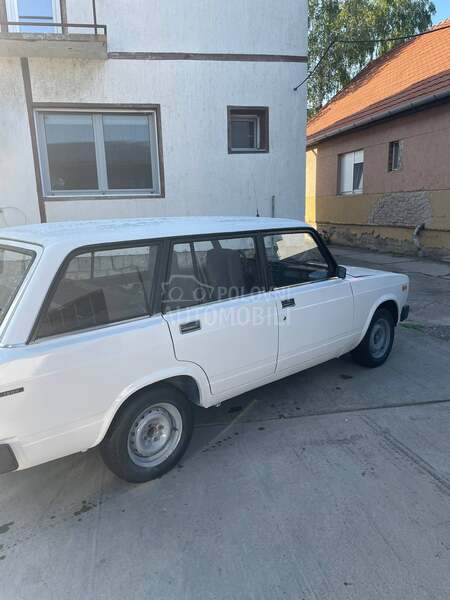 Lada 2104 