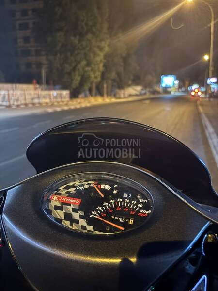 Kymco super 9