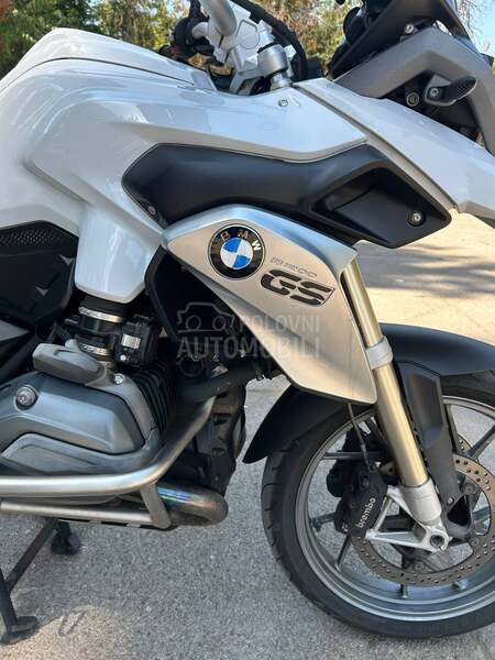 BMW R1200 GS 1200 AKRAPOVIC