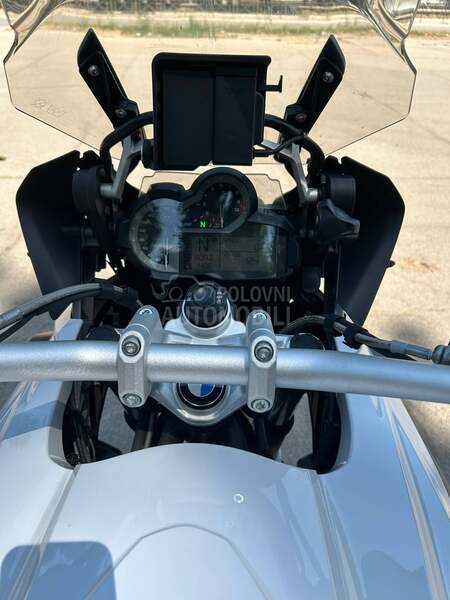 BMW R1200 GS 1200 AKRAPOVIC