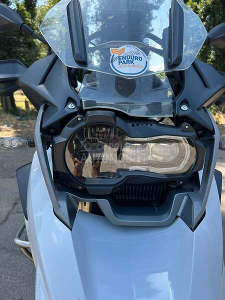 BMW R1200 GS 1200 AKRAPOVIC