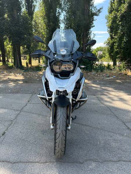 BMW R1200 GS 1200 AKRAPOVIC