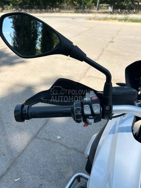 BMW R1200 GS 1200 AKRAPOVIC