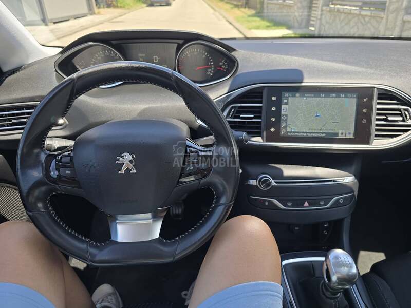 Peugeot 308 1.6 eHDI