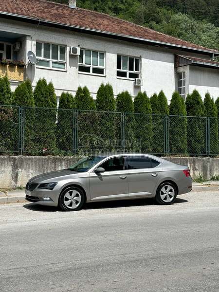 Škoda Superb 2.0 TDI/FUL