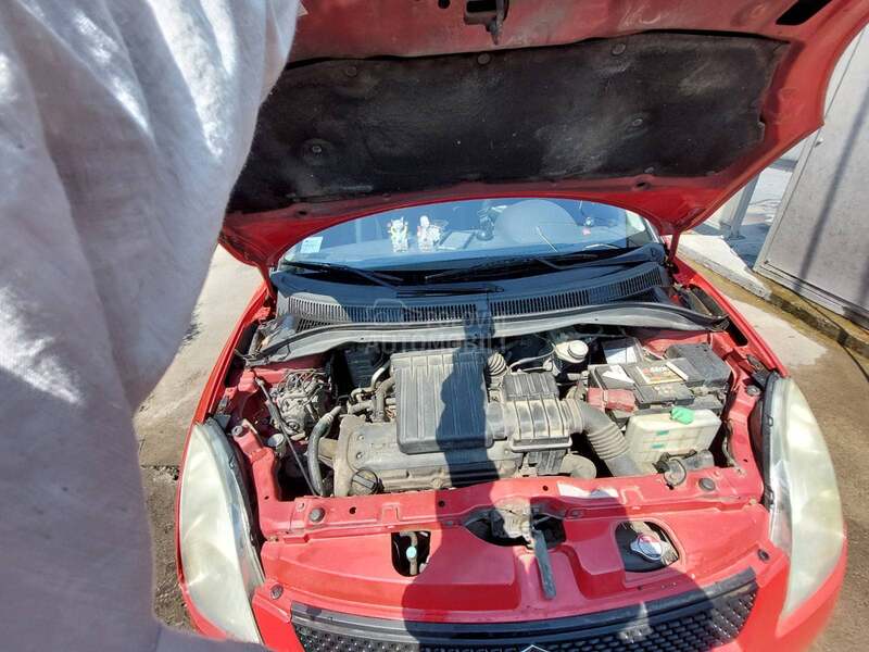 Suzuki Swift 1.3