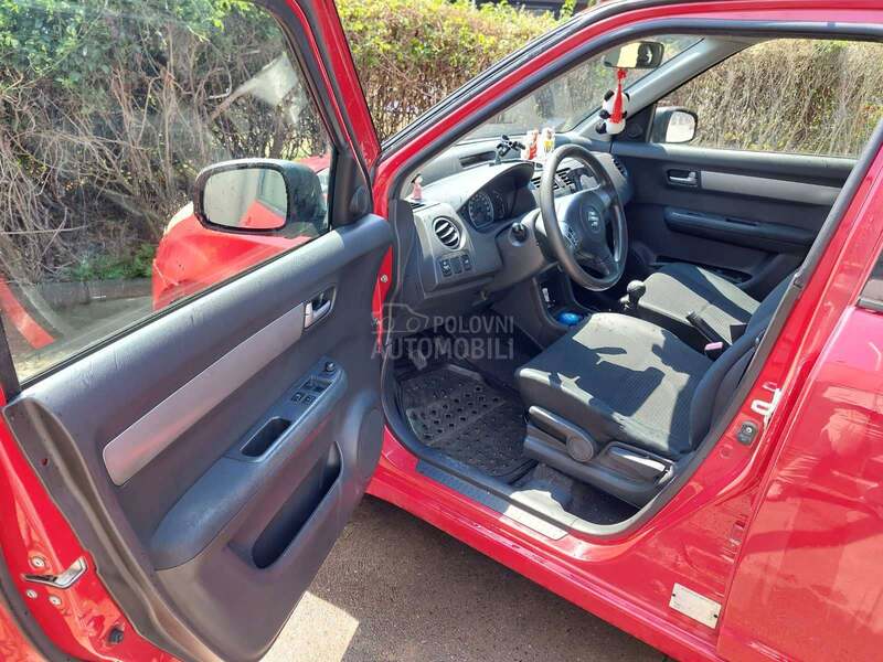 Suzuki Swift 1.3