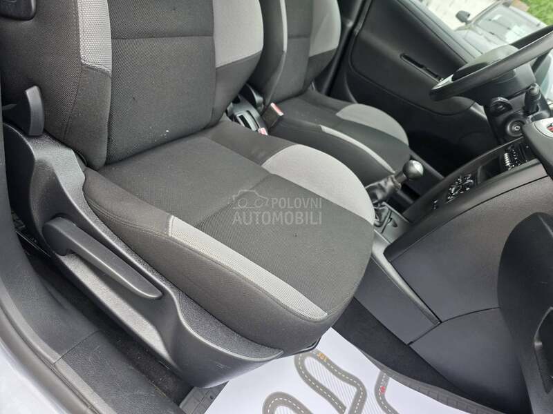 Peugeot 207 1.4/8v