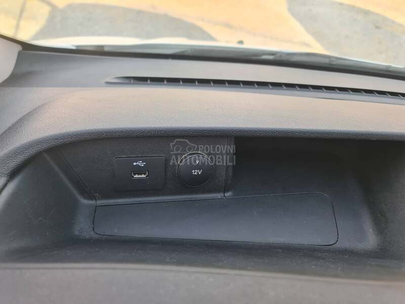 Ford Transit Custom 2.0tdci CH