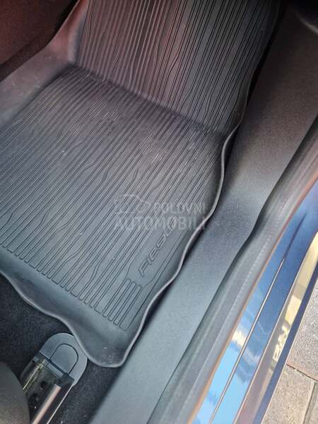 Ford Fiesta 1.1 b