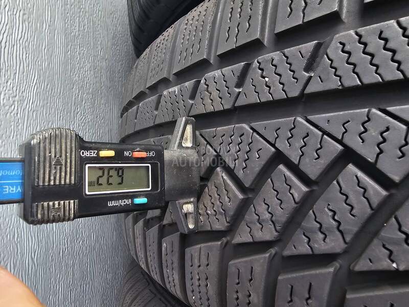 Continental 215/60 R18 Zimska