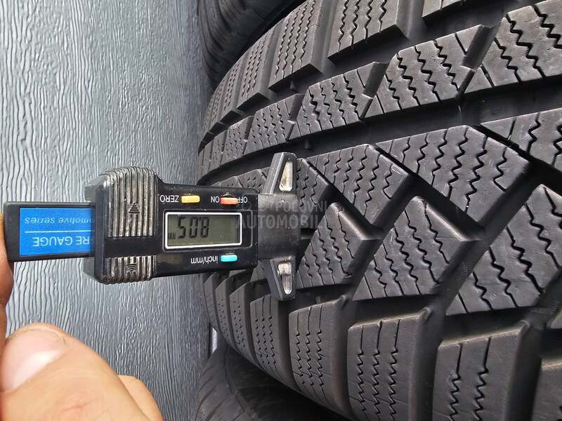 Continental 215/60 R18 Zimska