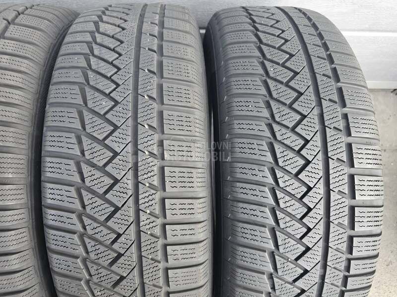 Continental 215/60 R18 Zimska