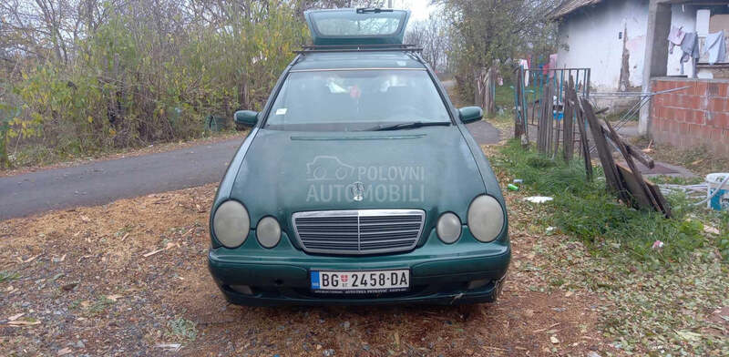 Mercedes Benz E 220 2.2