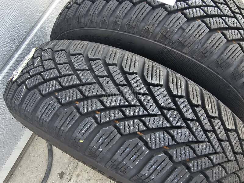 Continental 165/65 R15 Zimska