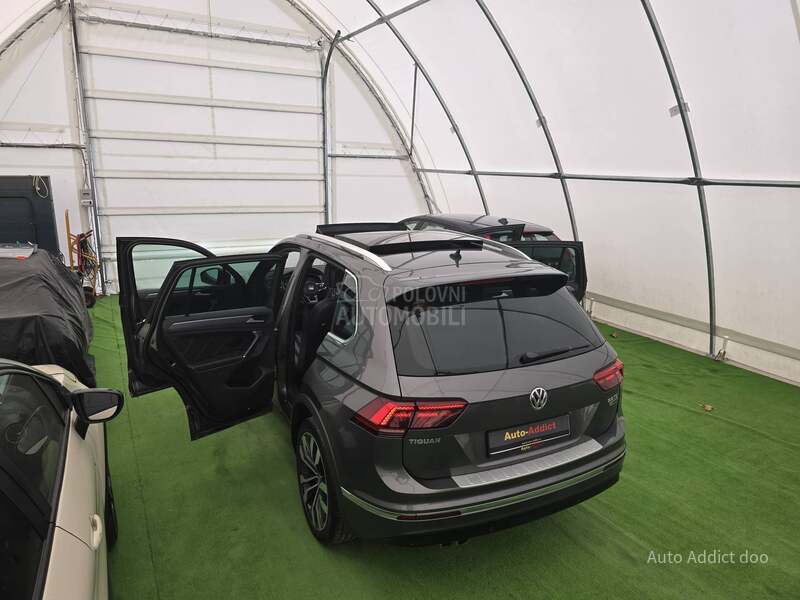 Volkswagen Tiguan 2.0 TDI R-LINE