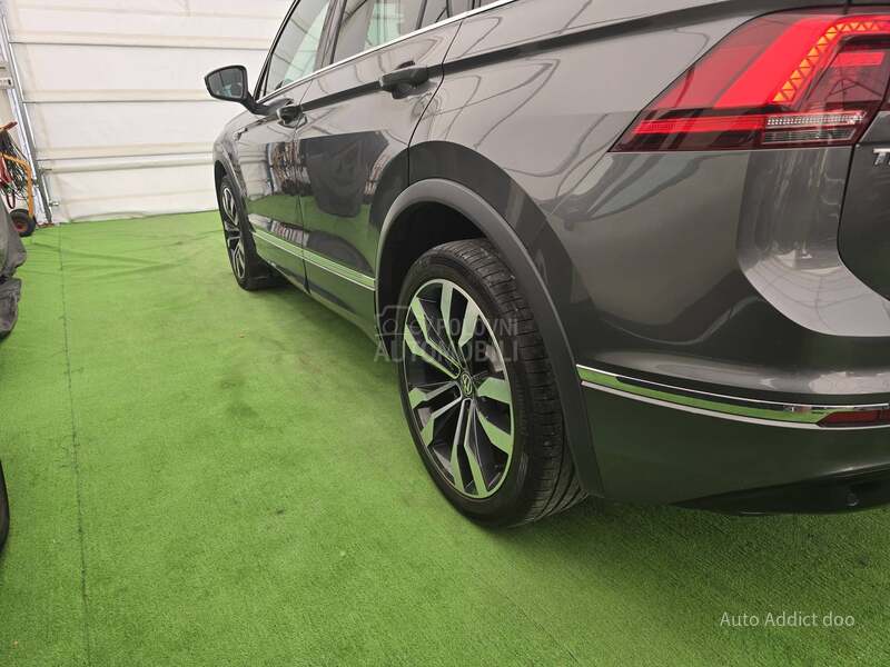 Volkswagen Tiguan 2.0 TDI R-LINE