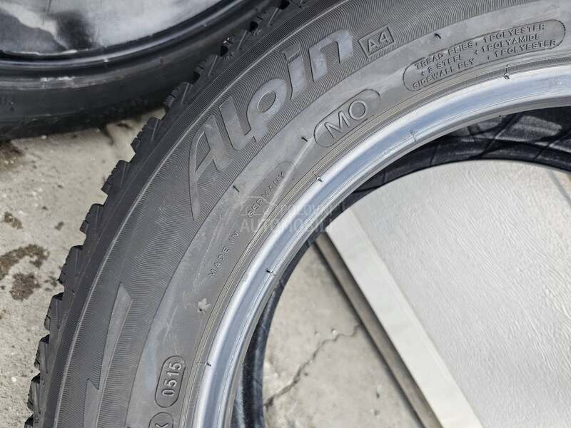 Michelin 215/60 R17 Zimska