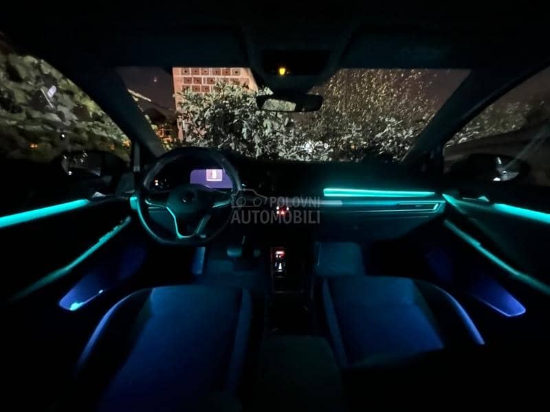 Volkswagen Golf 8 1.5 tgi