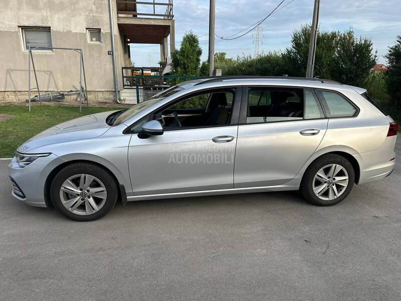 Volkswagen Golf 8 1.5 tgi