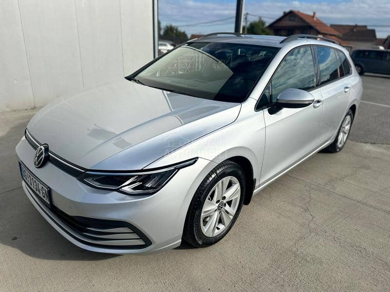 Volkswagen Golf 8 1.5 tgi