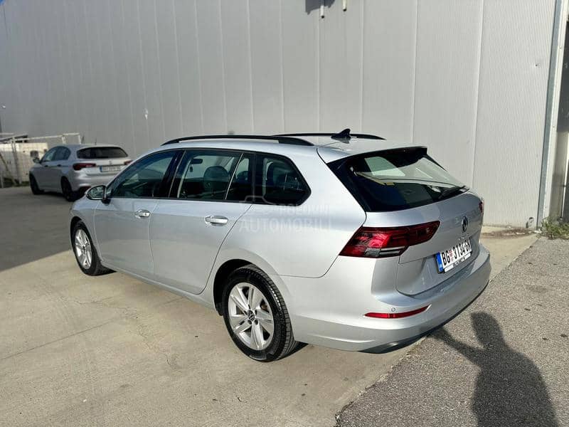 Volkswagen Golf 8 1.5 tgi