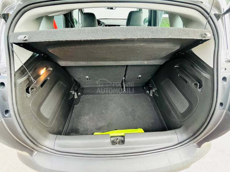 Opel Crossland X  1.5cdti COSMO 8mm