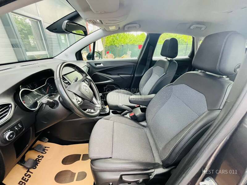 Opel Crossland X  1.5cdti COSMO 8mm