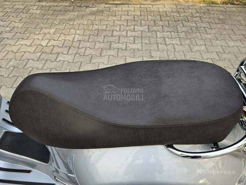 Vespa GTS 300 Hpe