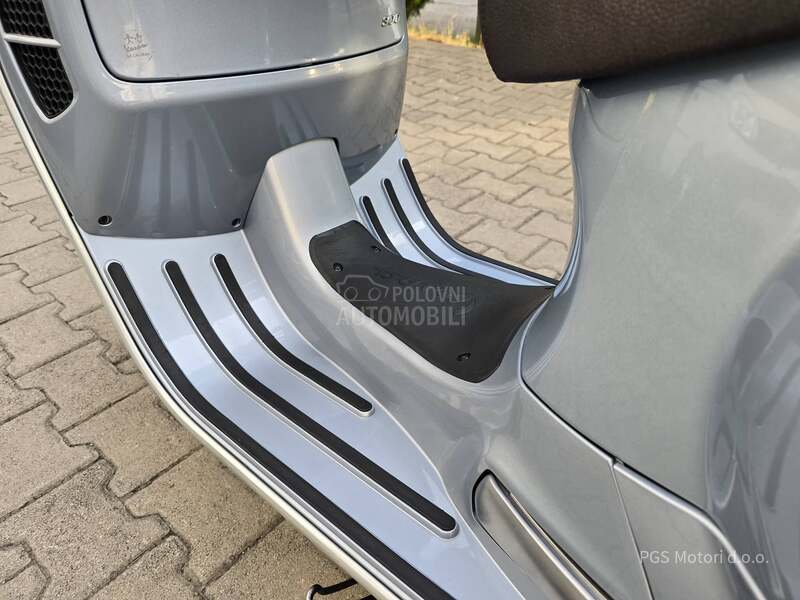 Vespa GTS 300 Hpe