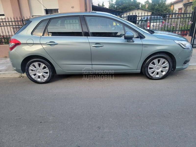 Citroen C4 2.0hdi exkluzive NOV