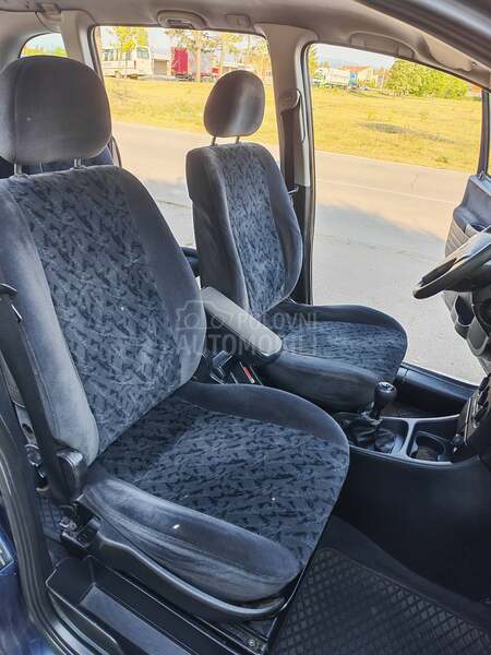 Opel Zafira 2.0 dti