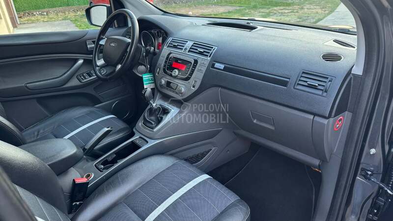 Ford Kuga 2.0TDCI//TITANIUM//