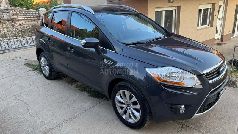 Ford Kuga 2.0TDCI//TITANIUM//