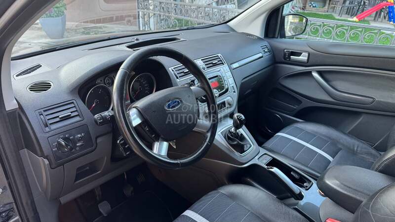 Ford Kuga 2.0TDCI//TITANIUM//