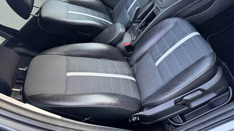 Ford Kuga 2.0TDCI//TITANIUM//