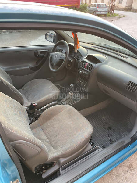 Opel Corsa C 1.0