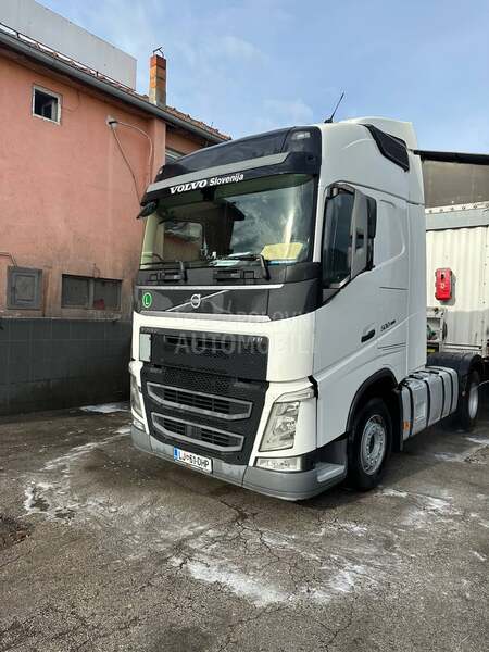 Volvo 500 dual clutch