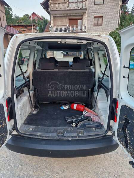 Volkswagen Caddy Maxi 7 sed
