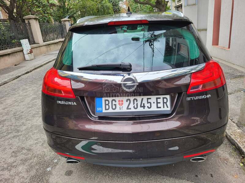 Opel Insignia 2.0 BITURBO 4x4