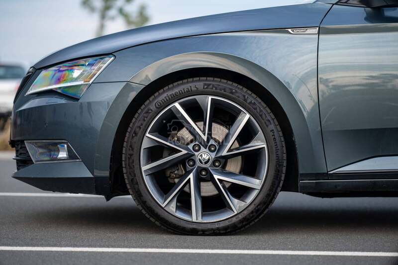 Škoda Superb 2.0TDI/DSG/SPORTLINE