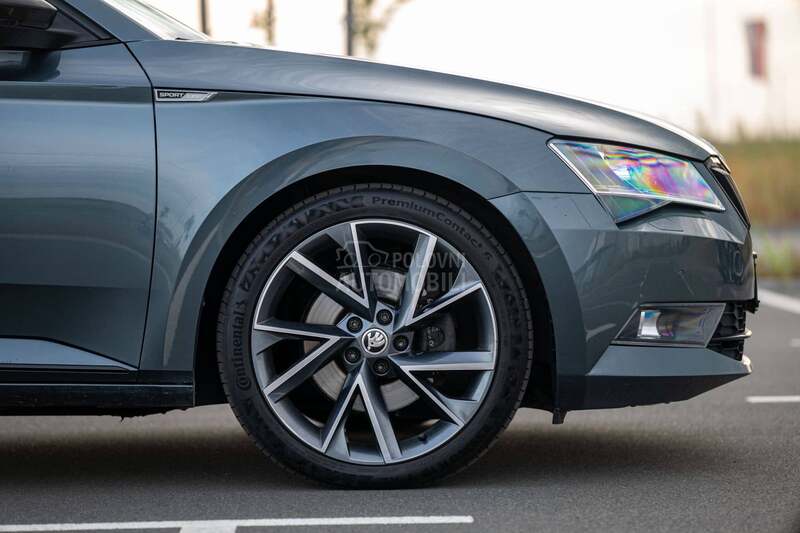 Škoda Superb 2.0TDI/DSG/SPORTLINE