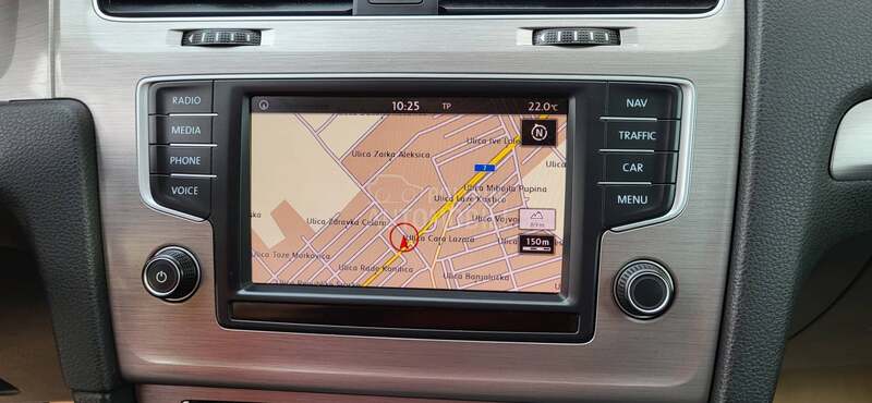Volkswagen Golf 7 ///REZER.VISANO///