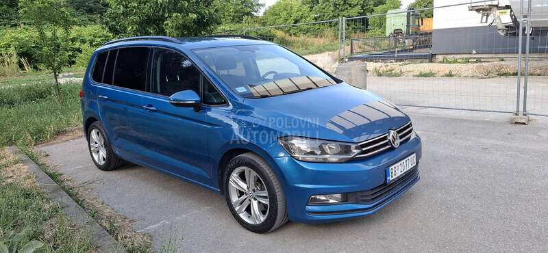 Volkswagen Touran 1.6 TDI 7 sed