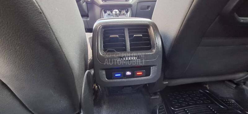 Volkswagen Touran 1.6 TDI 7 sed