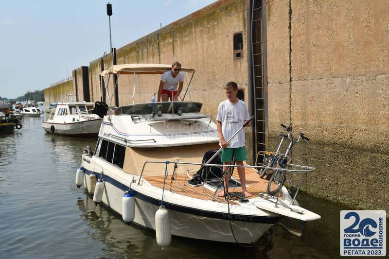 Bayliner ciera 2450CB
