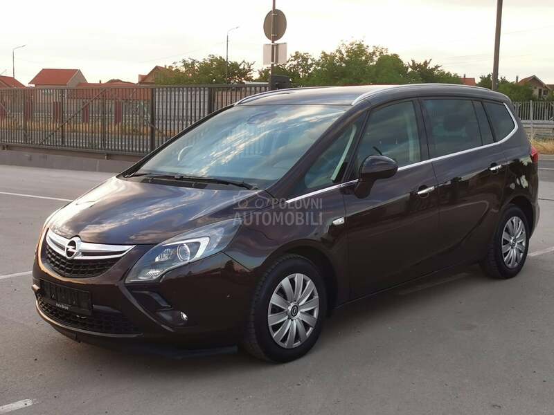 Opel Zafira 2.0 cdti COSMO/NOVA