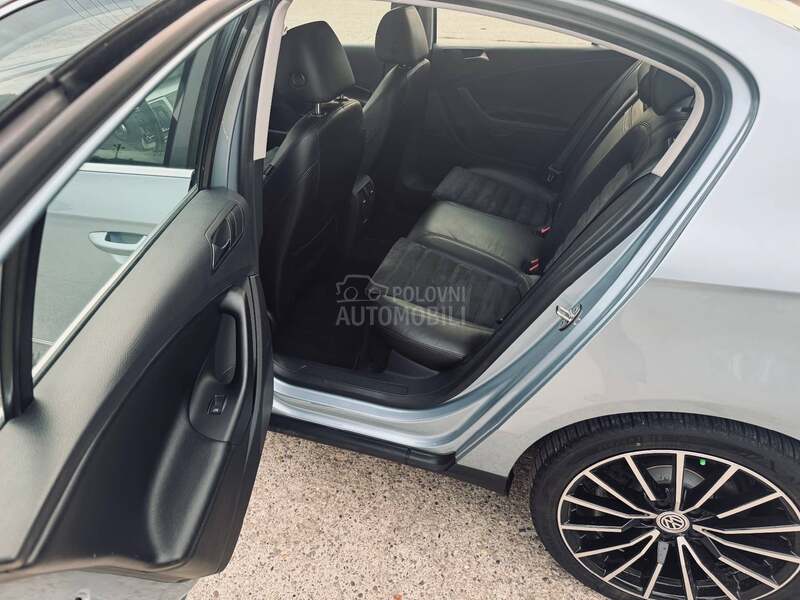 Volkswagen Passat B6 2.0 Tdi Higline Nov