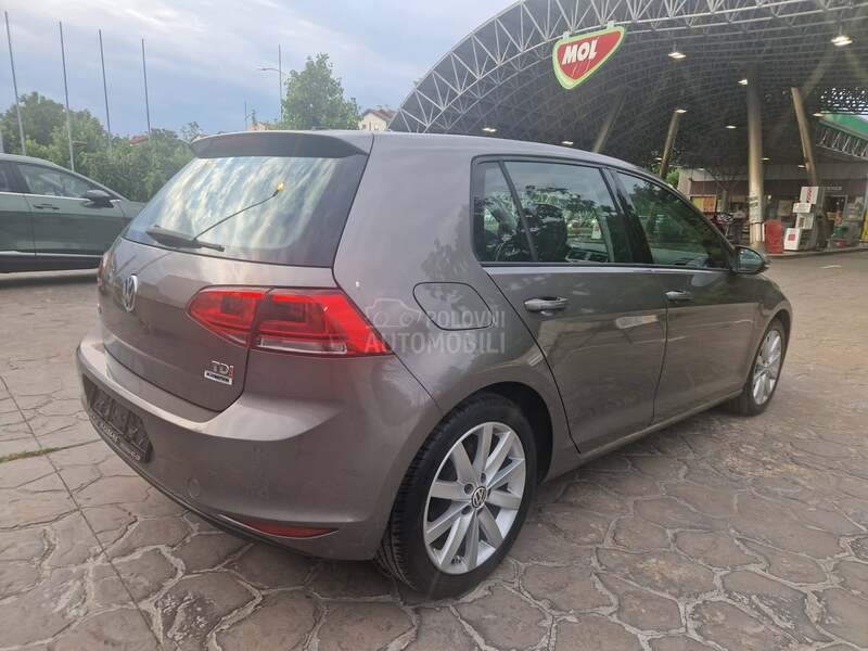 Volkswagen Golf 7 1.6TDI DSG